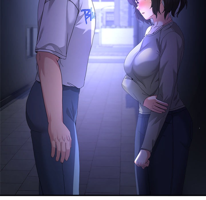 18+ No Men Allowed Chapter 27 page 32